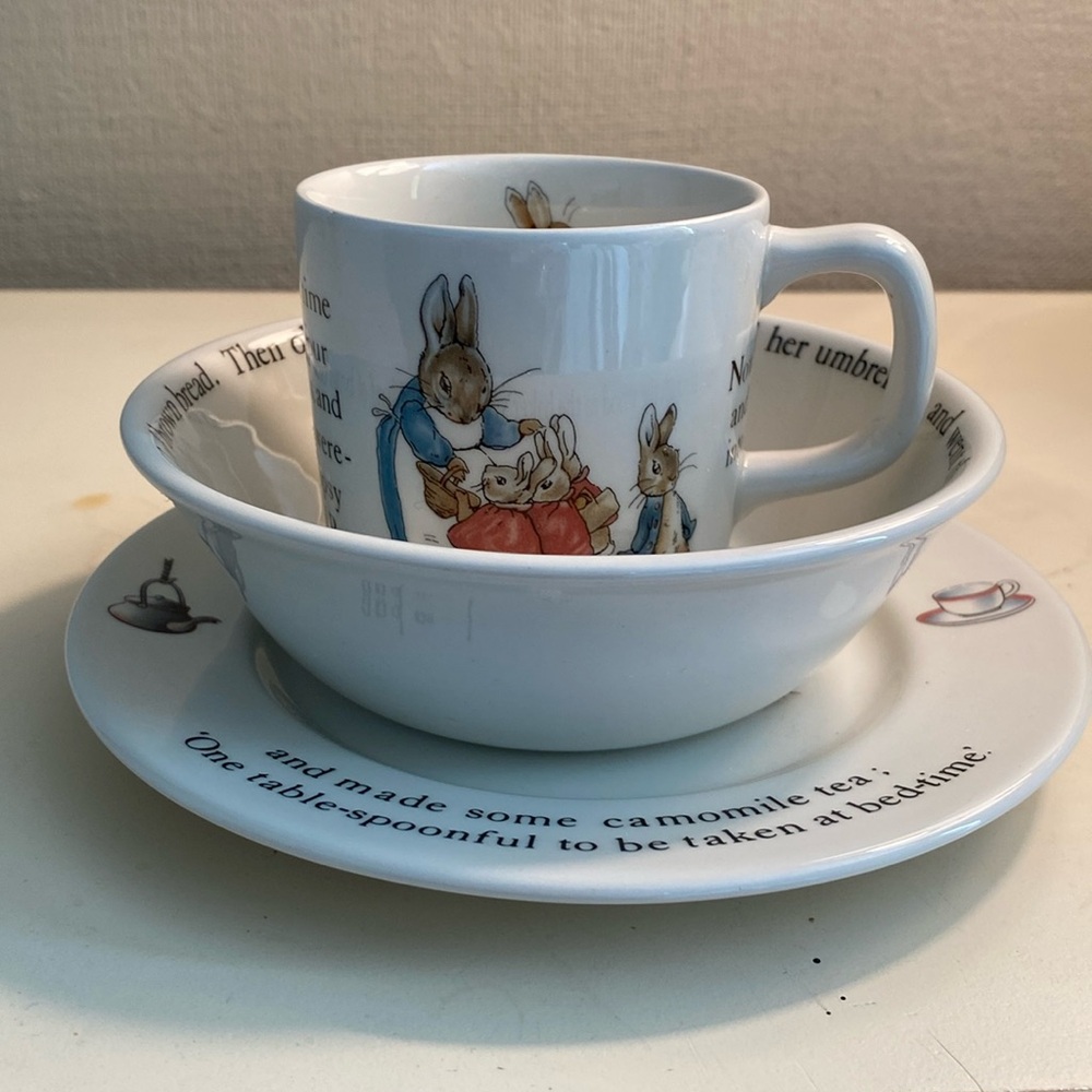 Wedgwood Peter Rabbit Nursery Child's 3-Piece Dish Set w/BOX Vintage